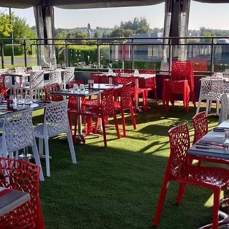 Contact Hotel Fontenay Le Comte Экстерьер фото
